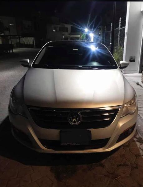 Volkswagen Passat CC • 2010 • 142,000 km 3
