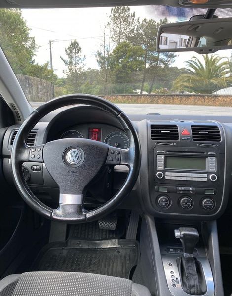 Volkswagen Golf • 2008 • 203,700 km 2