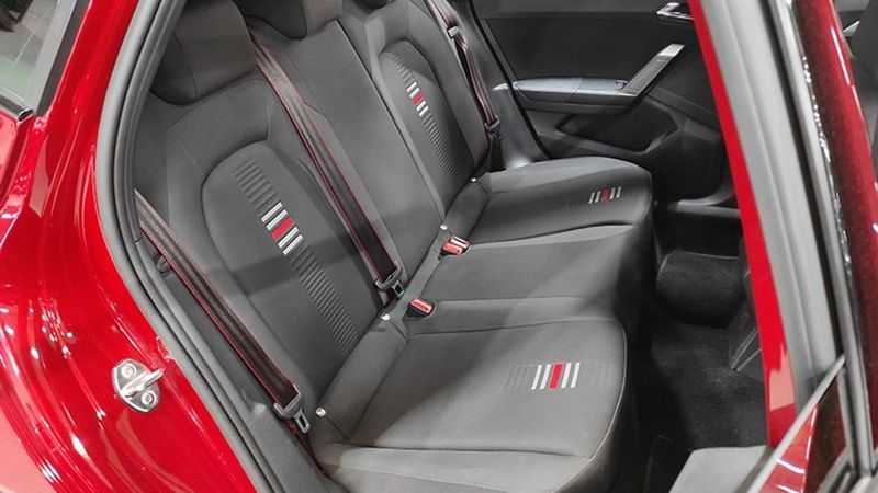 Seat Arosa • 2020 • 99,774 km 6