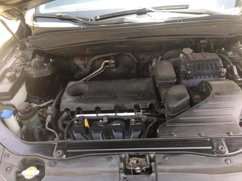 Hyundai Santa Fe • 2010 • 115,000 km 9