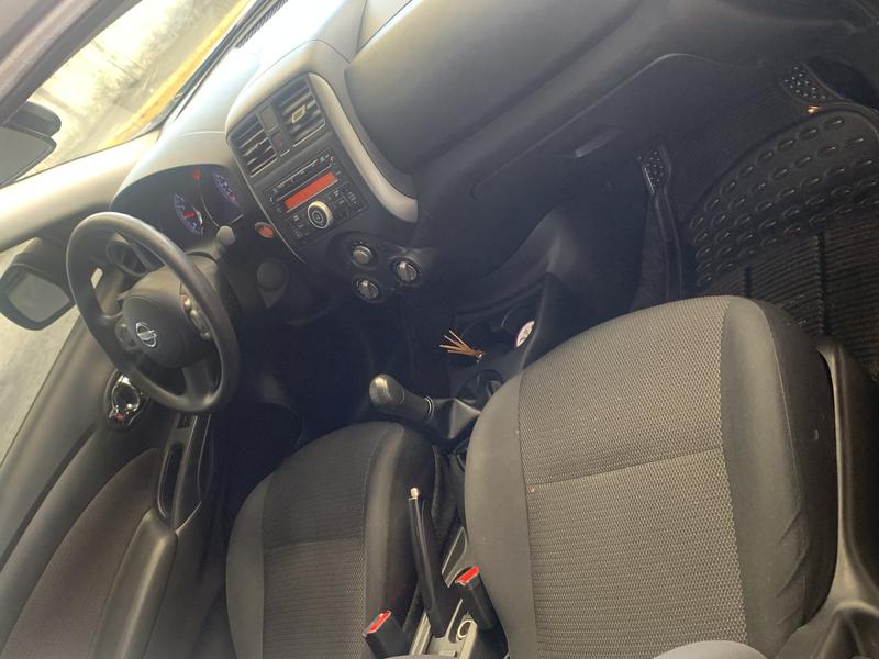 Nissan Versa • 2004 • 59,586 km 4