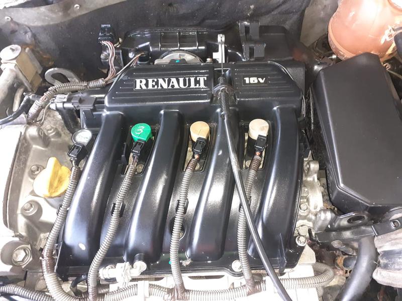 Renault Clio • 2006 • 196,100 km 4