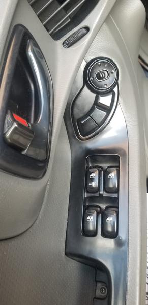 Hyundai Santa Fe • 2005 • 230,000 km 2