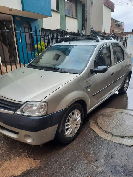 Renault Logan • 2008 • 153,000 km 2