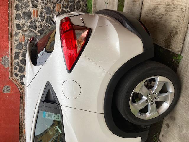 Honda HR-V • 2016 • 93,000 km 4