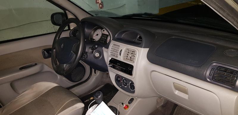 Renault Clio • 2006 • 131,721 km 5
