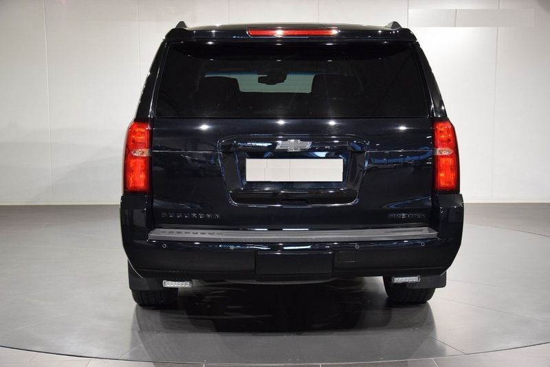 Chevrolet Suburban • 2019 • 47,700 km 3