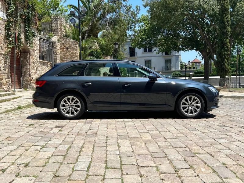 Audi A4 Avant • 2019 • 72,500 km 2