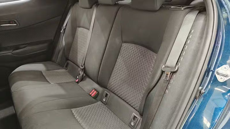 Toyota C-HR • 2023 • 68,845 km 7