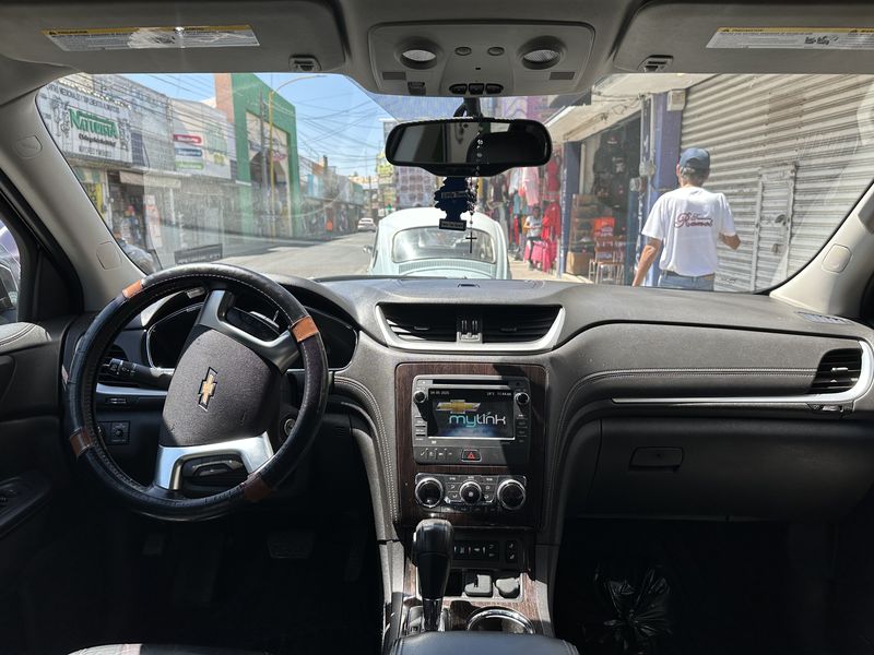 Chevrolet Traverse • 2015 • 120,000 km 4