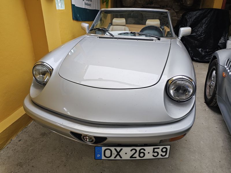 Alfa Romeo Spider • 1991 • 92,500 km 4