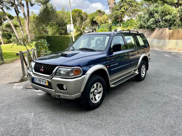 Mitsubishi Pajero • 2001 • 245,304 km 2