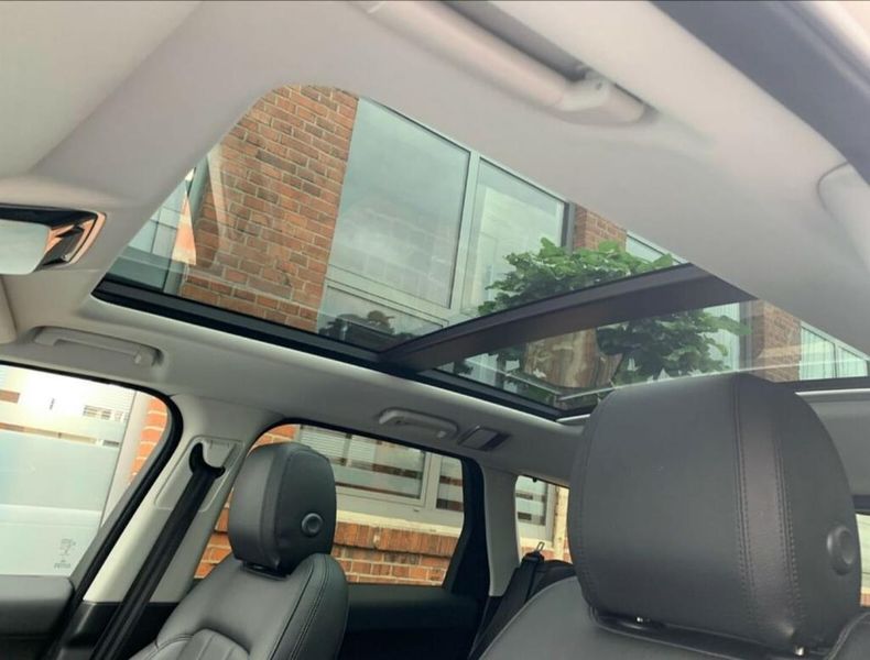 Land Rover Range Rover • 2020 • 40,000 km 9