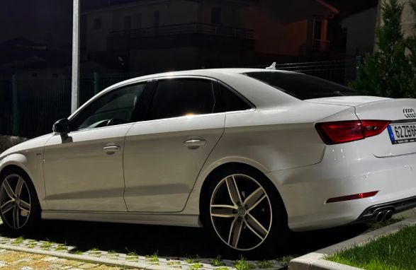 Audi A3 Limuzina • 2015 • 143,000 km 2