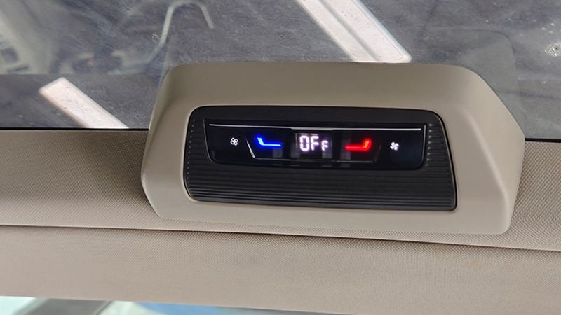 Volkswagen Multivan • 2022 • 48,142 km 34