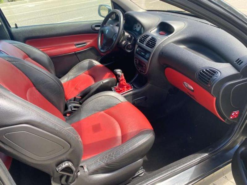 Peugeot 206 • 2002 • 55,000 km 5