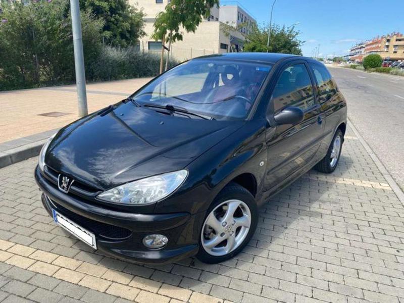 Peugeot 206 • 2002 • 55,000 km 3