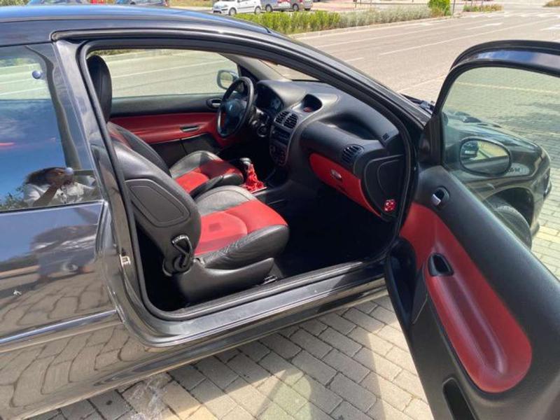 Peugeot 206 • 2002 • 55,000 km 2