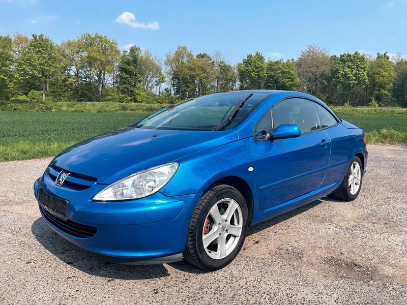 Peugeot 307 CC • 2005 • 93,240 km 2
