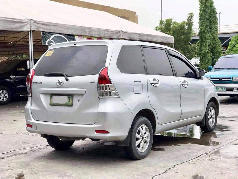 Toyota Avanza • 2013 • 76,000 km 4