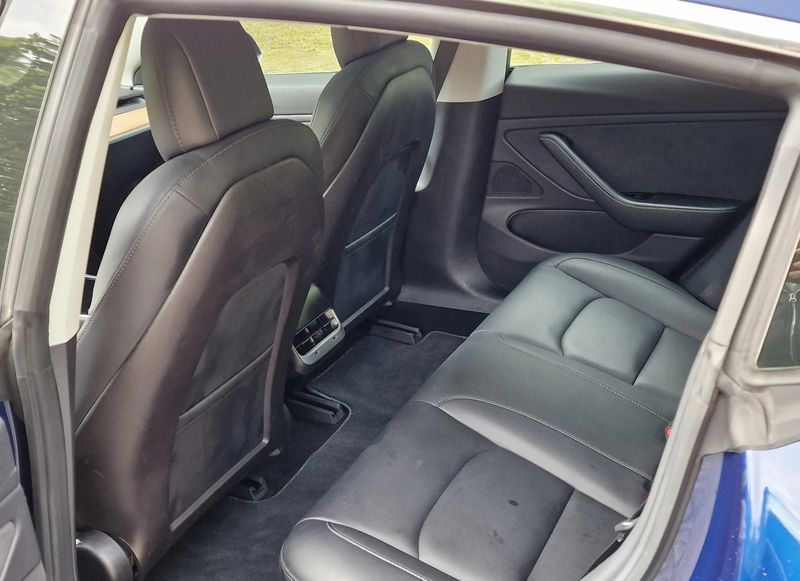 Tesla Model 3 • 2019 • 104,000 km 8