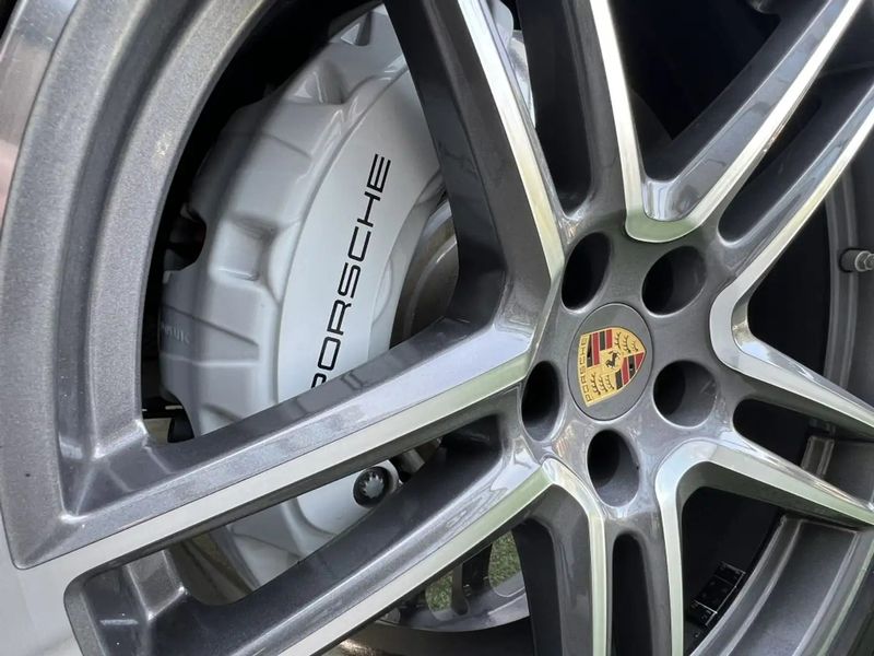 Porsche Macan • 2021 • 59,000 km 7