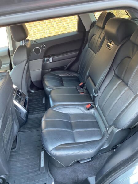 Land Rover Range Rover Sport • 2016 • 103,000 km 8
