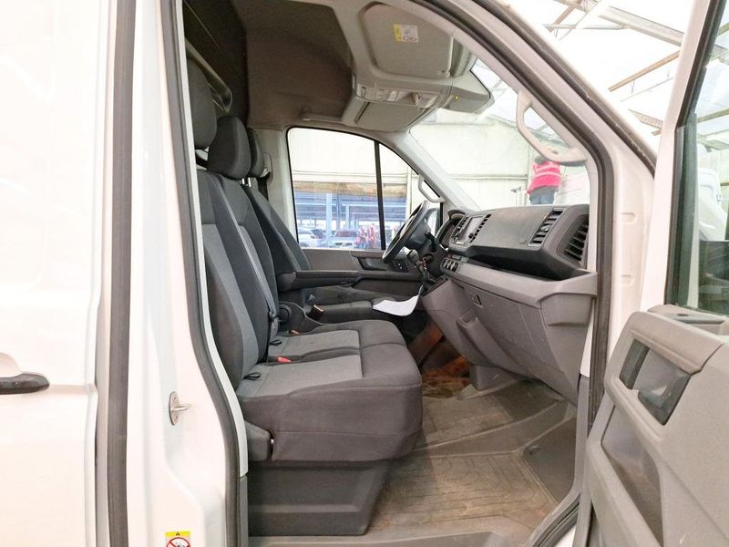 Volkswagen Crafter • 2018 • 145,279 km 2