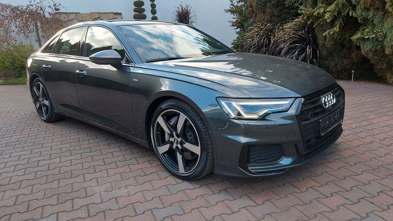 Audi A6 • 2020 • 18,100 km 4