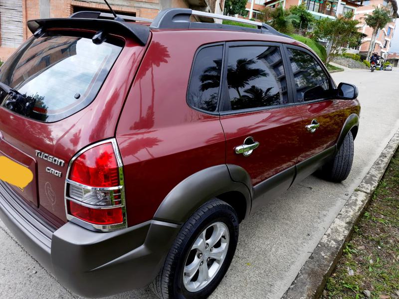 Hyundai Tucson • 2010 • 164,349 km 6