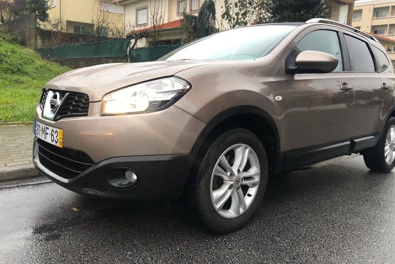 Nissan Qashqai +2 • 2011 • 250,000 km 1