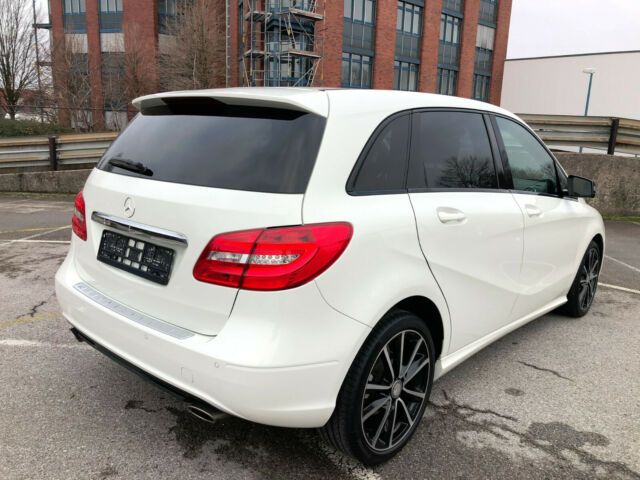 Mercedes-Benz B-Class Electric Drive • 2013 • 83,411 km 7