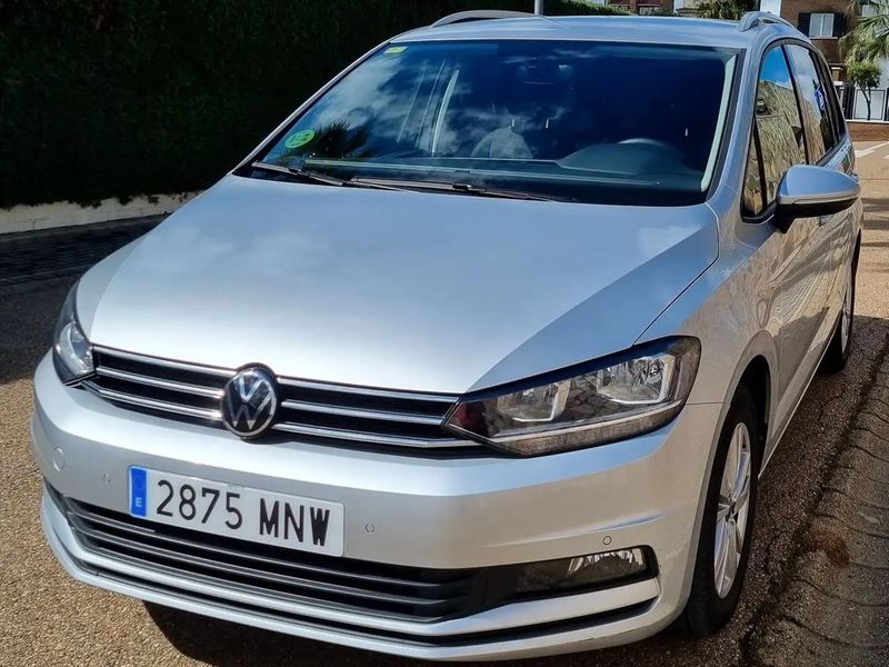 Volkswagen Touran • 2021 • 55,000 km 13