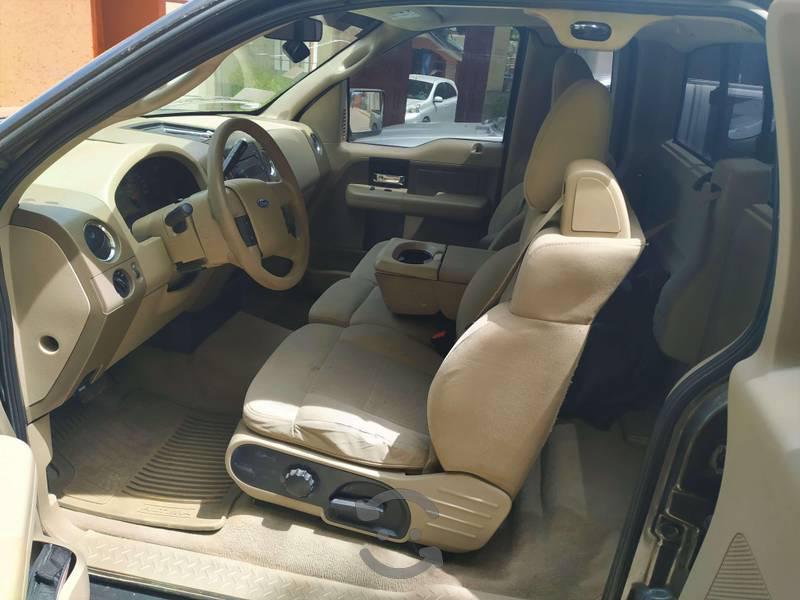 Ford 350 • 2007 • 106,500 km 6