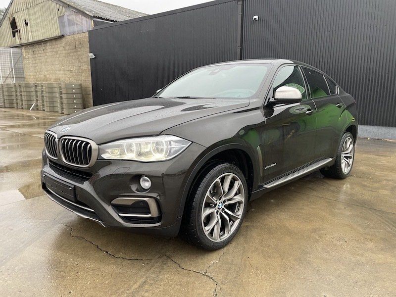 BMW X6 • 2015 • 114,000 km 7