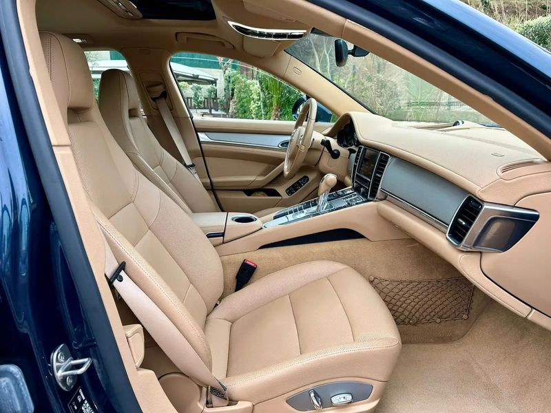 Porsche Panamera • 2013 • 176,000 km 7