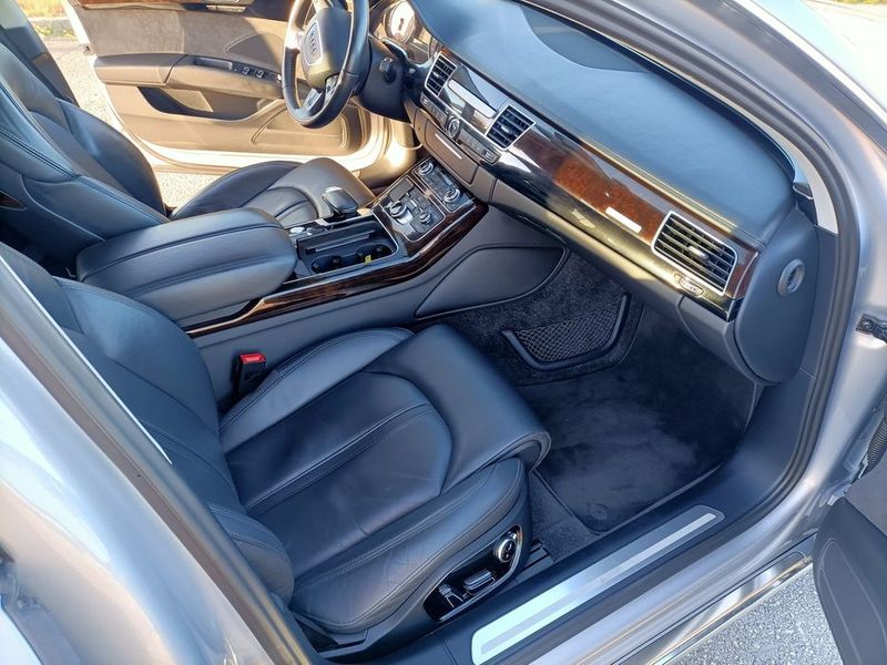 Audi A8 • 2014 • 130,000 km 7