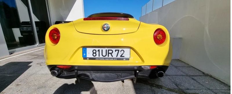 Alfa Romeo Spider • 2018 • 35,000 km 2