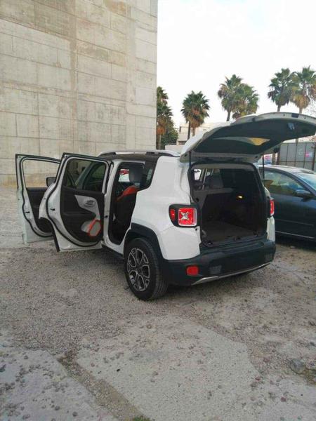 Jeep Renegade • 2016 • 0 km 4