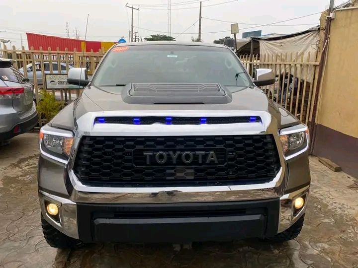 Toyota Tundra • 2020 • 50,000 km 3