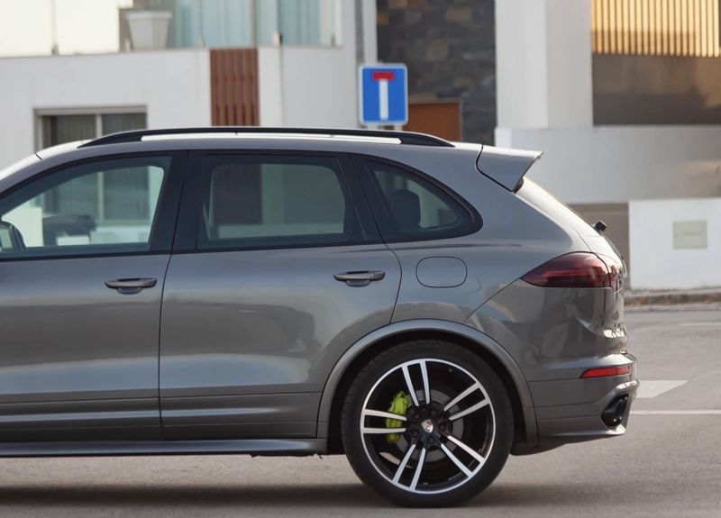Porsche Cayenne • 2015 • 266,000 km 6