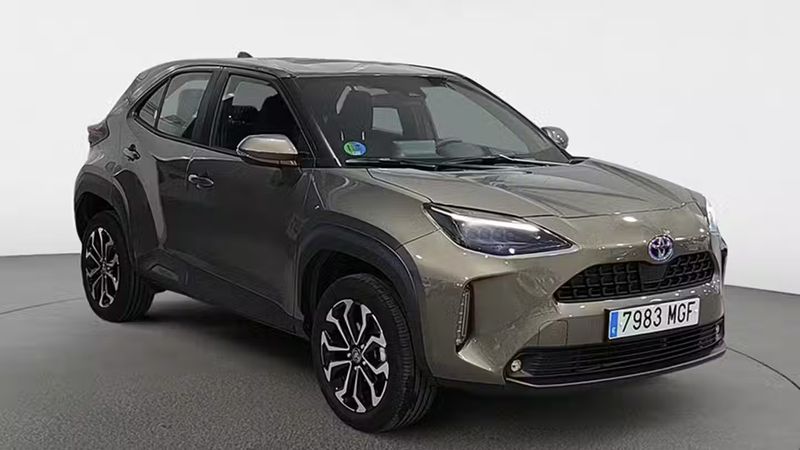 Toyota Yaris • 2023 • 8,944 km 6