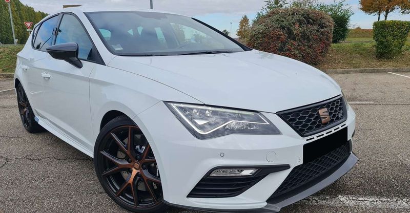 Seat Leon • 2021 • 43,000 km 2