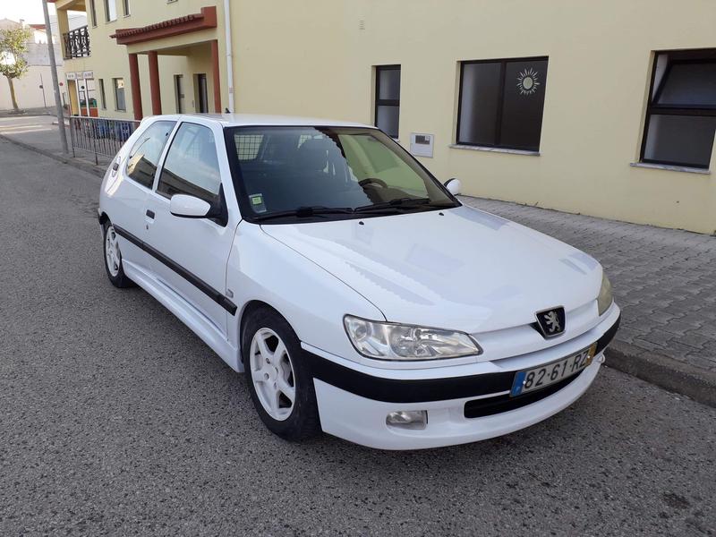 Peugeot 306 • 1998 • 244,000 km 7
