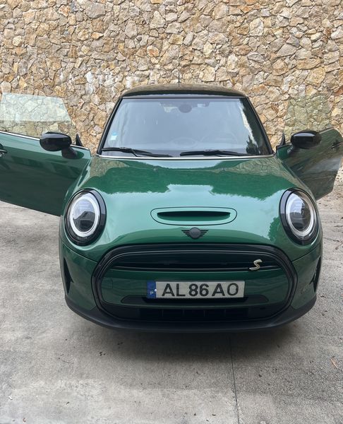 MINI Cooper S • 2021 • 5,930 km 4