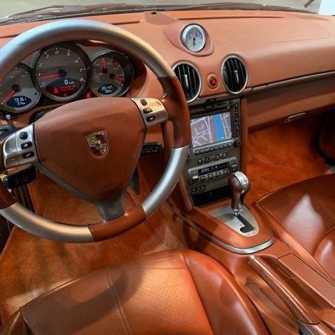 Porsche Cayman • 2006 • 15,000 km 6