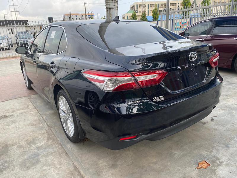 Toyota Camry • 2019 • 32,000 km 2
