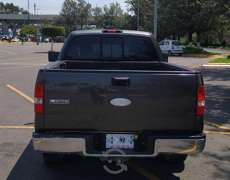 Ford 350 • 2007 • 106,500 km 3