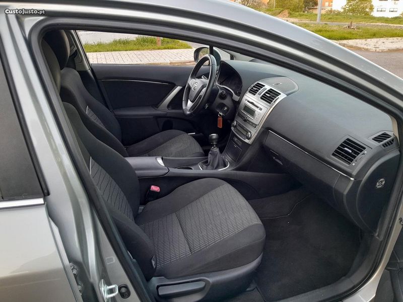 Toyota Avensis • 2014 • 130,000 km 4