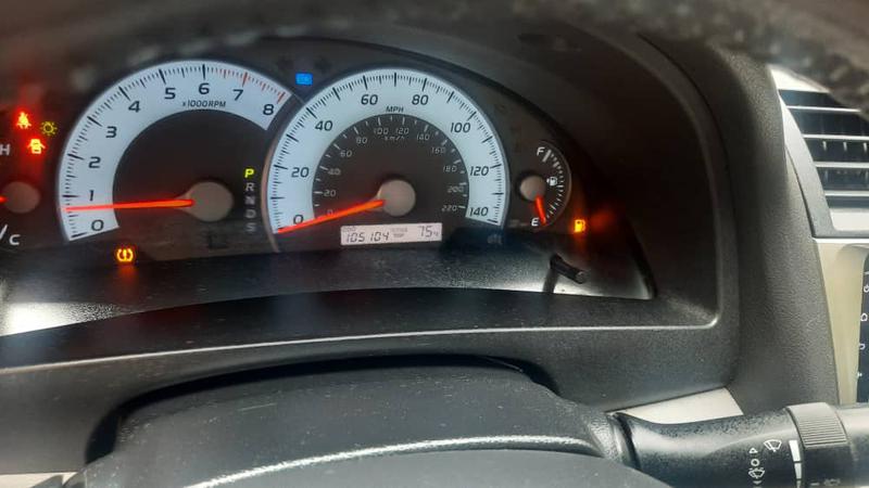 Toyota Camry • 2009 • 10,000 km 3